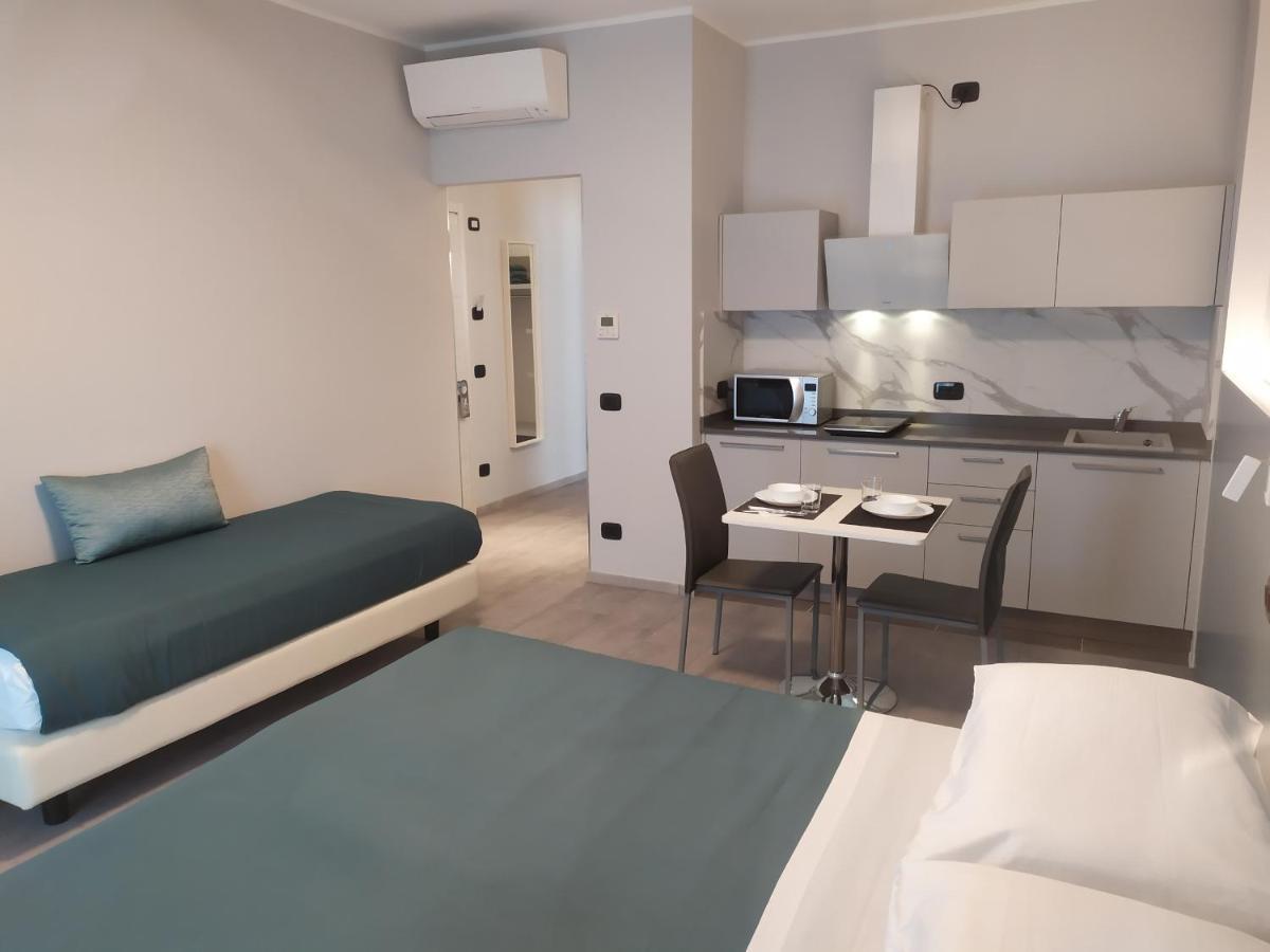 Garda Diamant Bed & Breakfast Desenzano del Garda Exterior photo