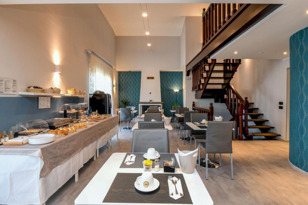 Garda Diamant Bed & Breakfast Desenzano del Garda Exterior photo